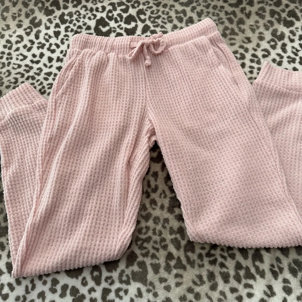 NWOT Born Sleepwear Loungewear Jogger Pajama Bottoms in Pink Size Mediun